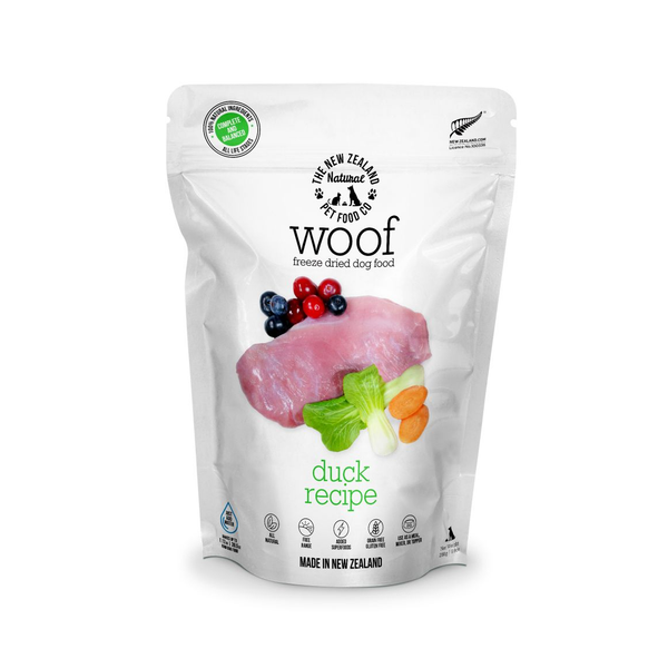 WOOF ダック フリーズドライ ドッグフードのパッケージ